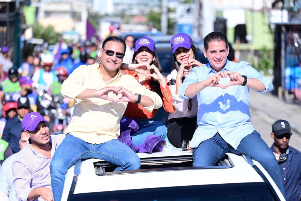 Abel en gran marcha caravana de Santiago el PRM ha sido el