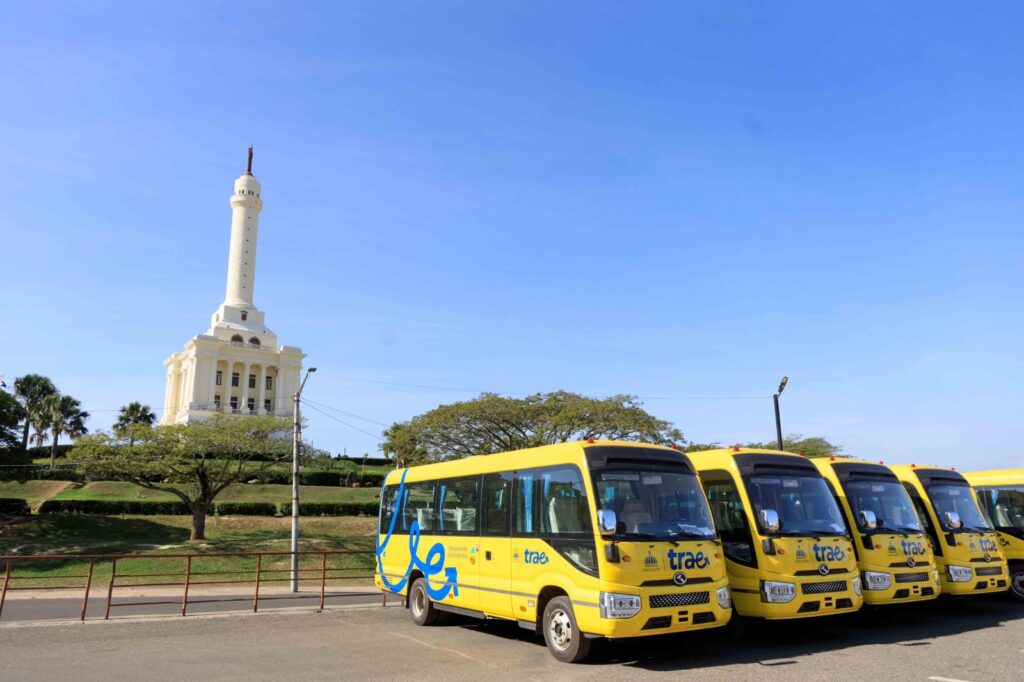 Autobuses Eléctricos del TRAE en Santiago